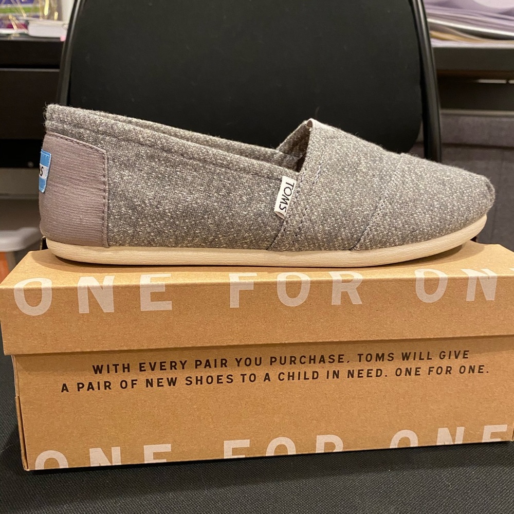Toms Wool Grey Flats